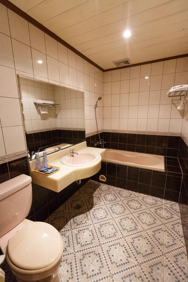 Emperor Hotel Kaohsiung Eksteriør bilde
