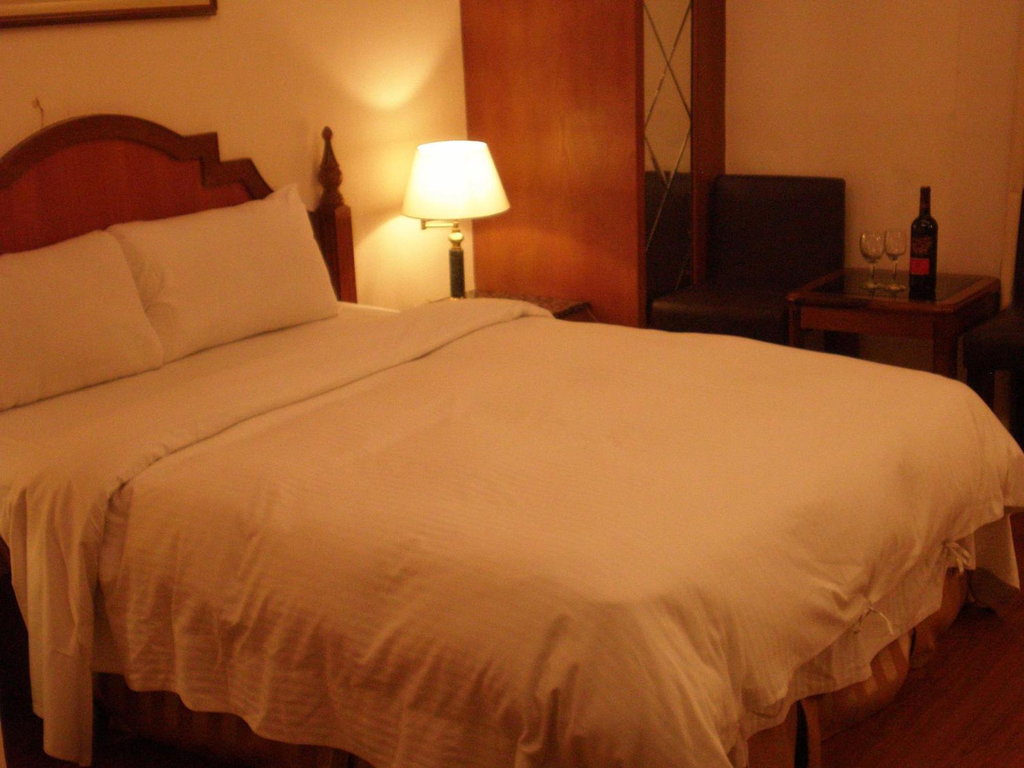 Emperor Hotel Kaohsiung Eksteriør bilde