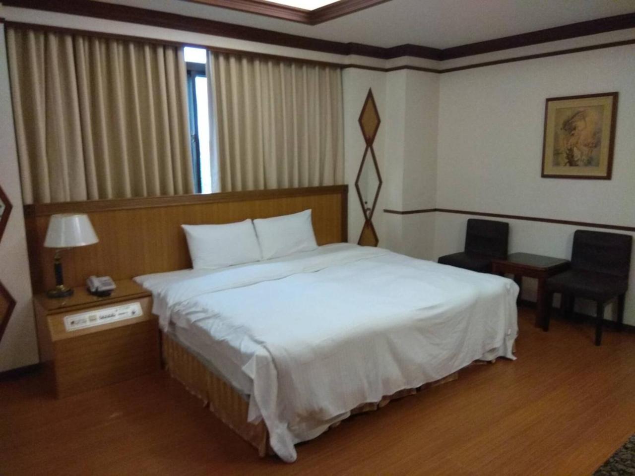 Emperor Hotel Kaohsiung Eksteriør bilde